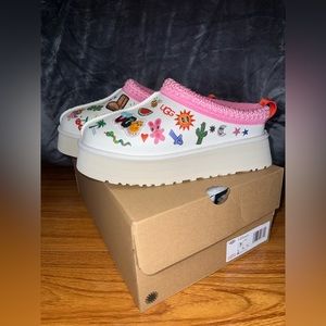 UGG Tazz Pop Sketch Karol G Humberto Cruz